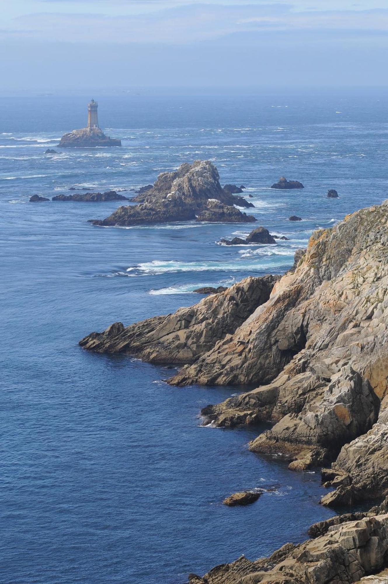 Au calme à 10mn des baies de Douarnenez et Audierne avec cuisine à disposition Mahalon Esterno foto